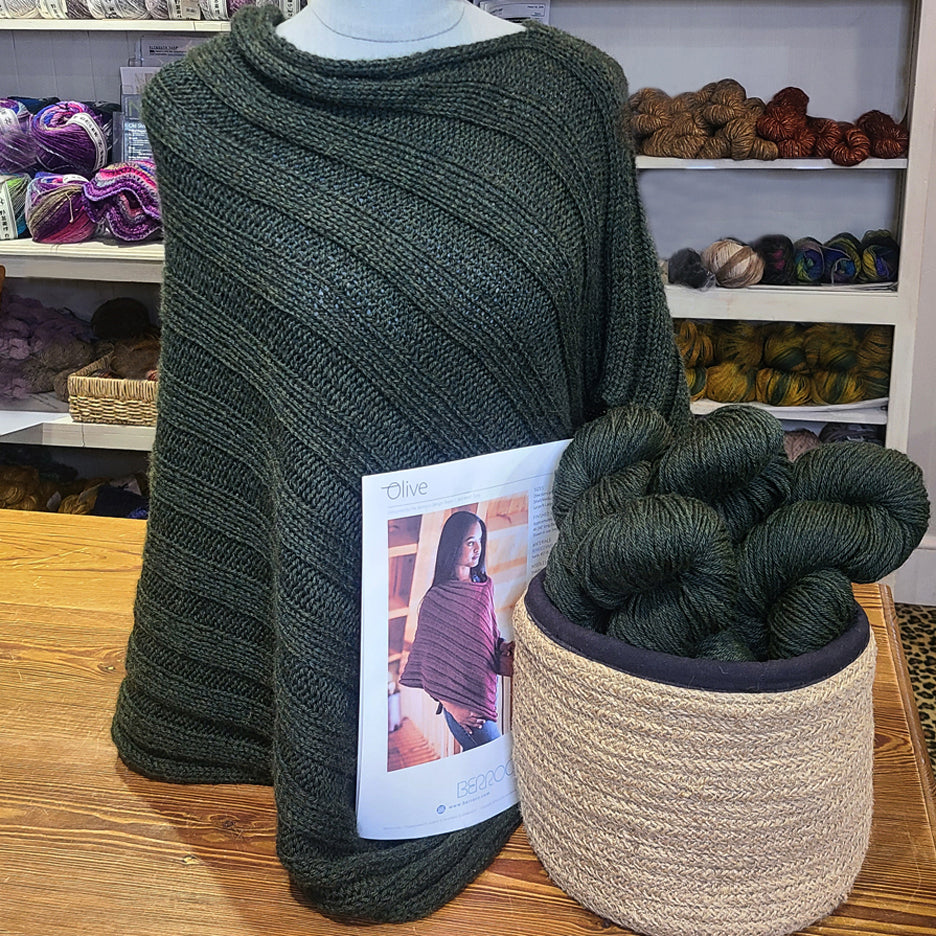 Kit Knit Olive Rapunzel\'s – Berroco Boutique Poncho Frankenmuth